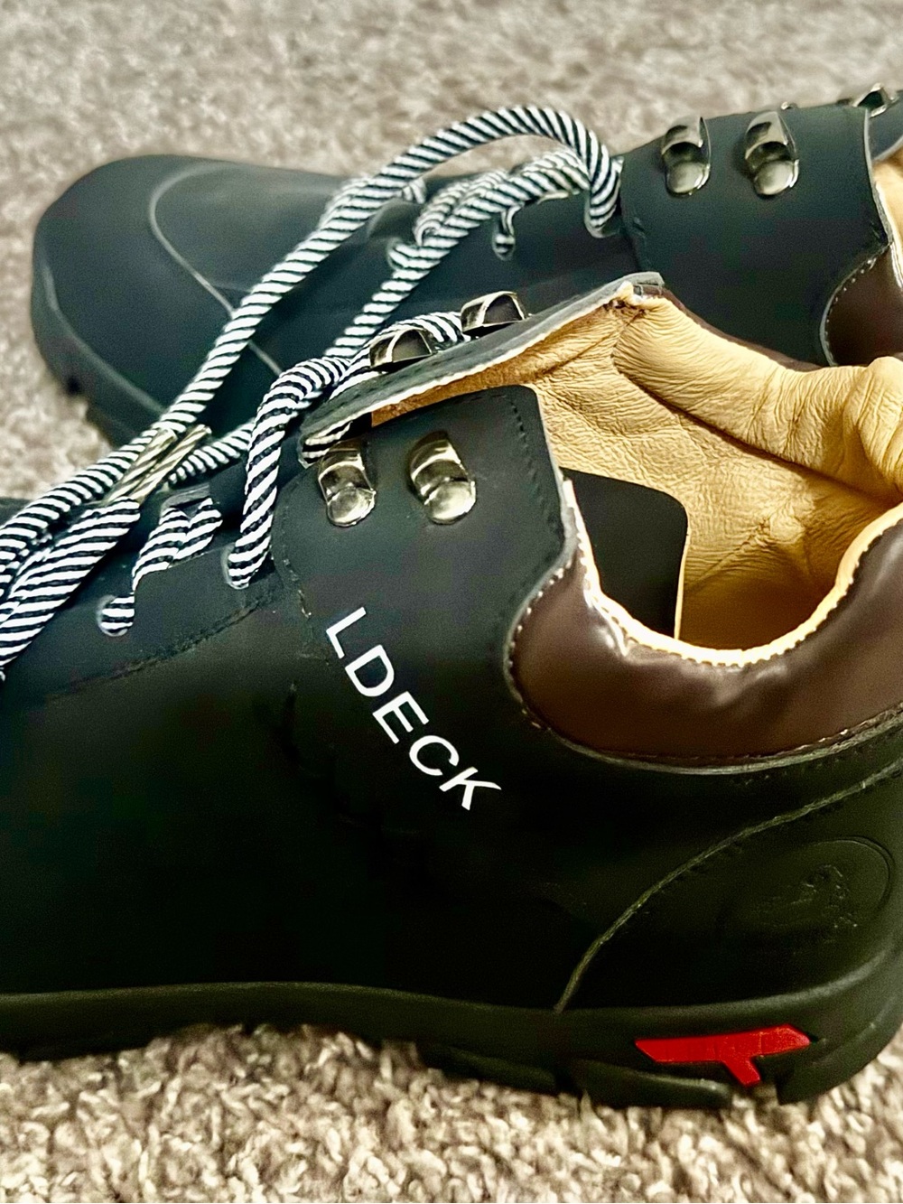 L.Deck Black Men's Casual Sneakers with Contrast Laces - Picture 7 of 7